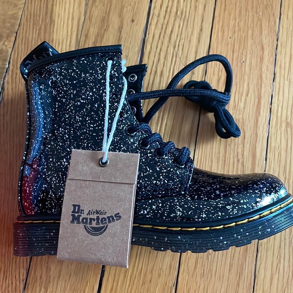 Dr. Martens Cosmic Glitter